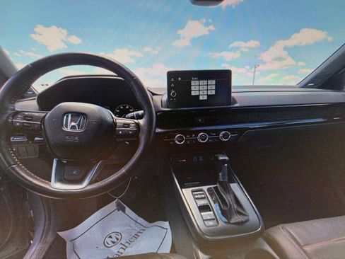 Used 2024 Honda CR-V Sport Touring image 9