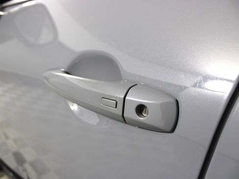 Used 2023 Nissan Rogue SL w/ SL Premium Package image 41