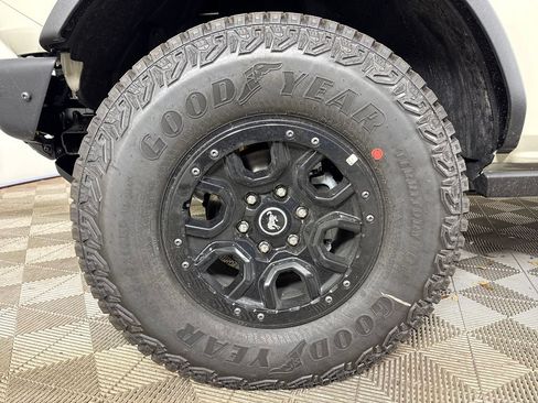 New 2026 Ford Bronco Badlands AWD/4WD image 11