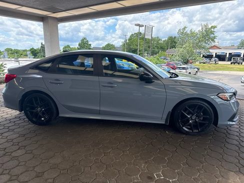 Used 2022 Honda Civic Sport image 5