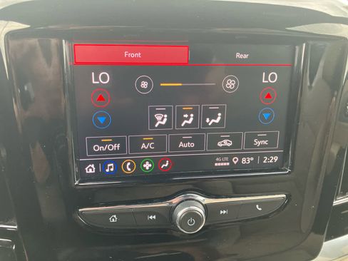 Used 2022 Chevrolet Traverse LS w/ Midnight/Sport Edition image 21