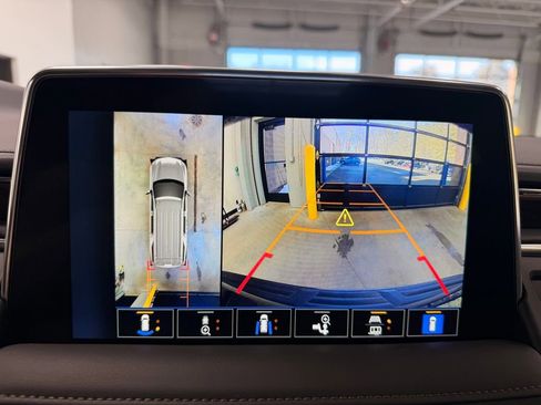 Used 2023 Chevrolet Tahoe High Country image 47