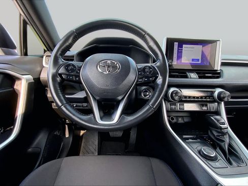 Used 2023 Toyota RAV4 SE w/ Convenience Package AWD/4WD image 6