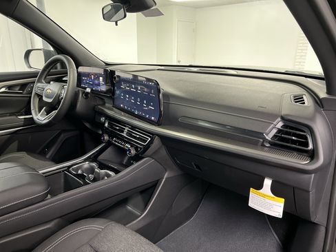 New 2025 Chevrolet Traverse LT w/ Sun and Wheel Package image 64