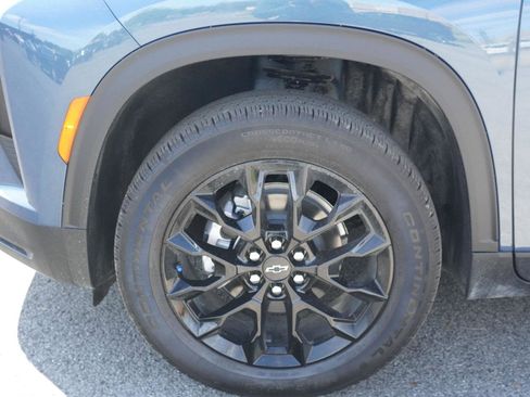 New 2026 Chevrolet Traverse LT w/ Midnight/Sport Edition FWD image 10