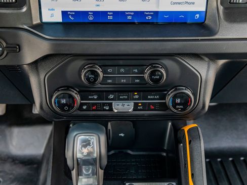 Used 2024 Ford Bronco Badlands image 26