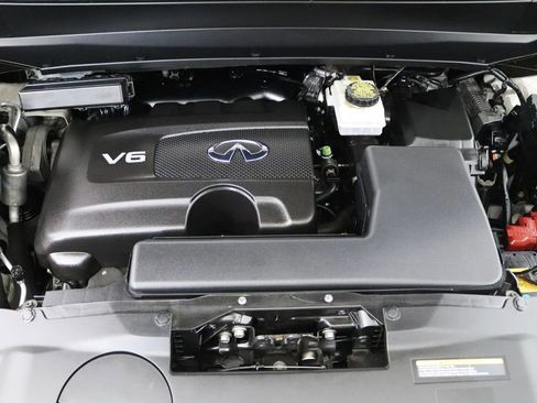 Used 2018 INFINITI QX60 Luxe w/ Deluxe Technology Package image 31