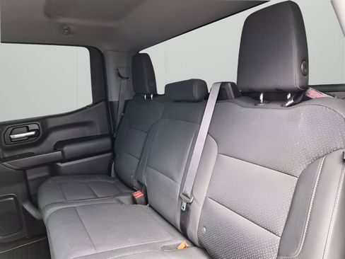 Used 2021 GMC Sierra 1500 2WD Crew Cab w/ Sierra Value Package image 19