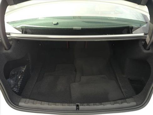 Certified 2024 BMW 330i Sedan w/ Premium Package image 6