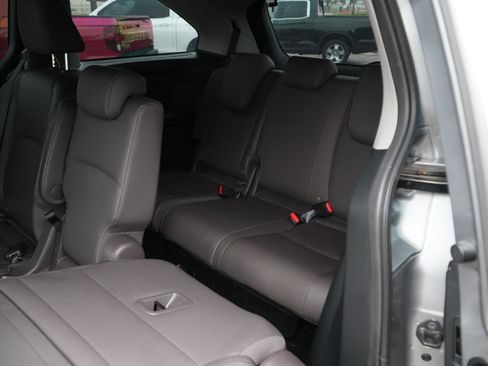 Used 2023 Honda Odyssey EX-L image 19
