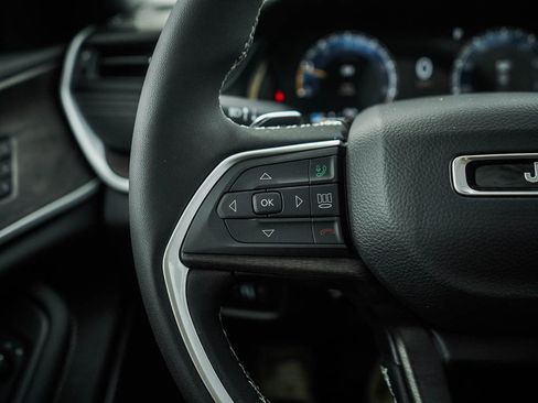 New 2026 Jeep Grand Cherokee L Limited AWD/4WD image 22