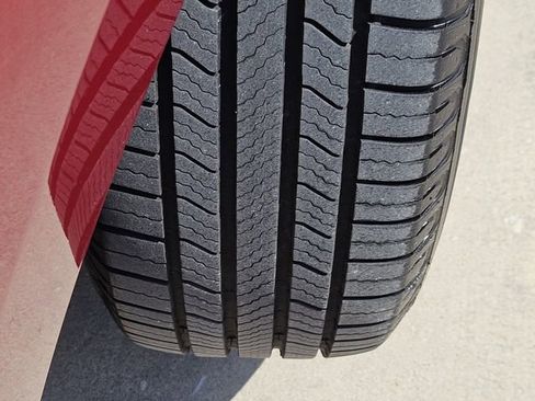 Used 2019 Chevrolet Equinox LT image 11