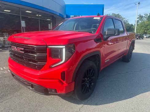 Used 2024 GMC Sierra 1500 Elevation AWD/4WD image 1