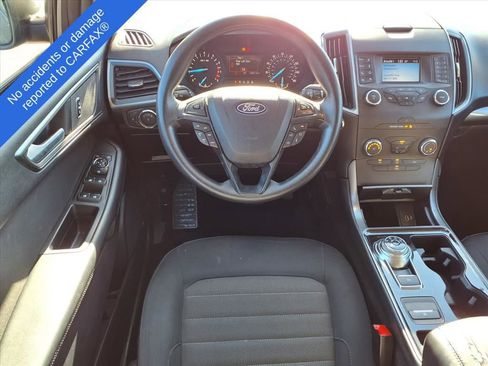 Used 2019 Ford Edge SE image 14