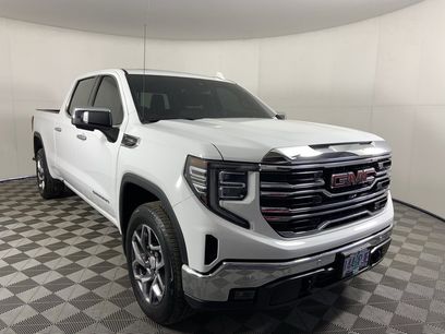 Used 2023 GMC Sierra 1500 SLT w/ SLT Premium Plus Package