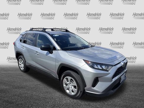 Used 2019 Toyota RAV4 LE w/ Carpet Mat Package FWD image 2