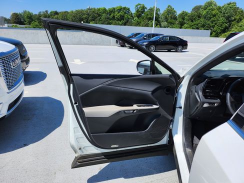 Used 2023 Lexus RX 350 Premium w/ Cold Area Package FWD image 10