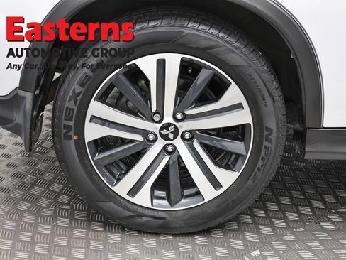 Used 2023 Mitsubishi Outlander Sport ES AWD/4WD image 28