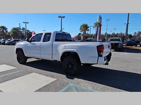 Used 2023 Toyota Tacoma SR image 27