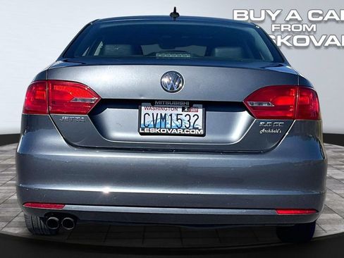 Used 2013 Volkswagen Jetta SE FWD image 4