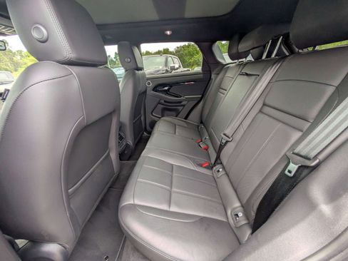 Used 2026 Land Rover Range Rover Evoque S AWD/4WD image 13