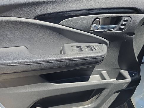 Used 2019 Honda Passport Elite image 9
