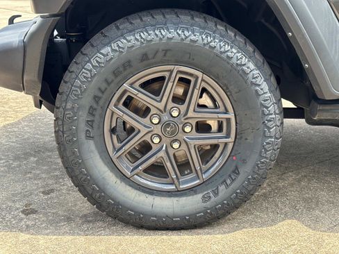 Certified 2024 Jeep Wrangler Unlimited Sport AWD/4WD image 10