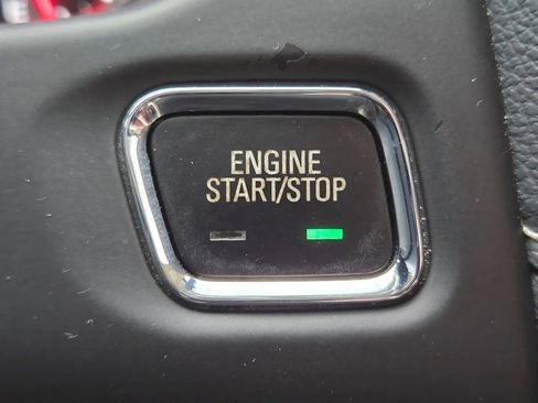 Used 2020 GMC Acadia Denali w/ LPO, 'HIT The Road' Package image 18