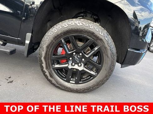 Certified 2025 Chevrolet Silverado 1500 LT Trail Boss w/ Convenience Package II AWD/4WD image 8