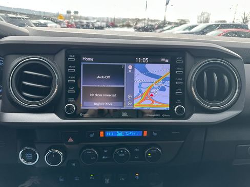 Used 2023 Toyota Tacoma TRD Off-Road image 16