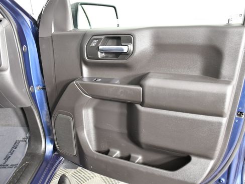 Used 2021 Chevrolet Silverado 1500 Custom Trail Boss AWD/4WD image 43