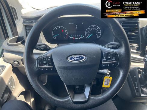 Used 2023 Ford Transit 250 Medium Roof RWD image 18