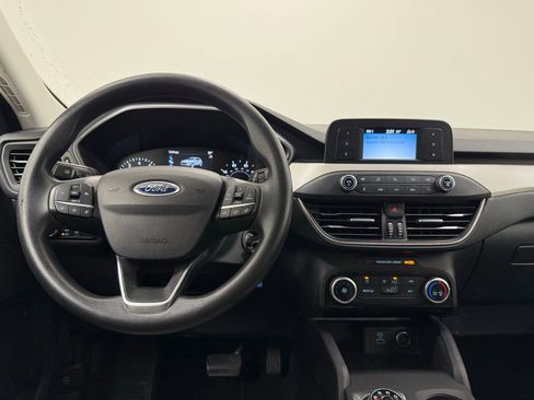 Used 2021 Ford Escape S image 18