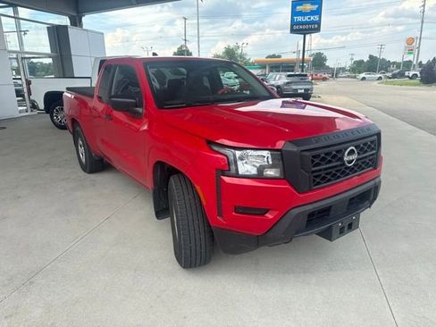 Used 2022 Nissan Frontier S w/ Technology Package AWD/4WD image 3