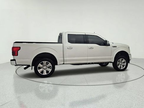 Used 2019 Ford F150 Lariat w/ Equipment Group 502A Luxury AWD/4WD image 4
