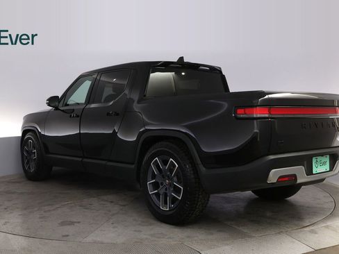 Used 2022 Rivian R1T Launch Edition image 17