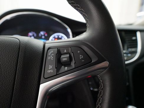 Used 2022 Buick Encore Preferred w/ Safety Package image 18