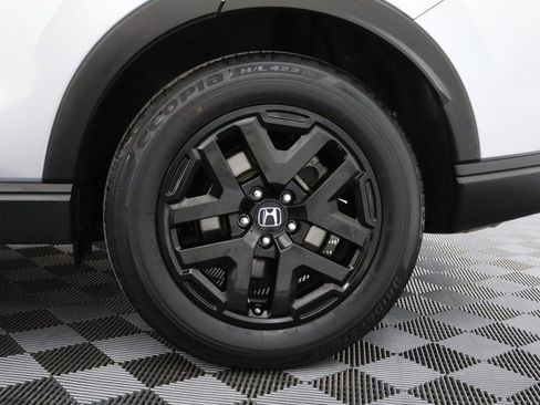 Used 2023 Honda CR-V EX image 6