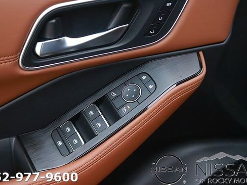 New 2026 Nissan Rogue Platinum w/ Platinum Premium Package AWD/4WD image 10