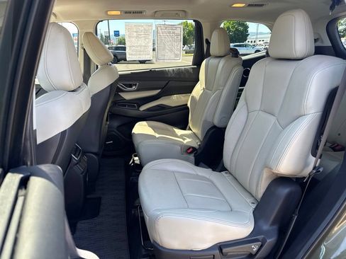 Used 2023 Subaru Ascent Limited w/ Technology Package AWD/4WD image 11