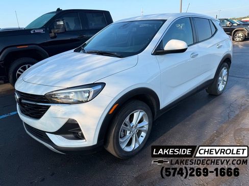 Used 2023 Buick Encore GX Preferred w/ Cold Weather Comfort Package AWD/4WD image 1