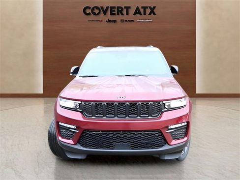 New 2025 Jeep Grand Cherokee Limited image 8