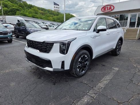 New 2026 Kia Sorento S AWD/4WD image 3