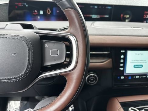 Certified 2025 Lincoln Navigator L Reserve AWD/4WD image 28