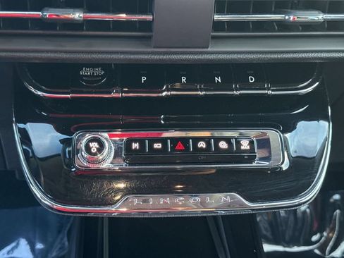 Certified 2024 Lincoln Corsair AWD image 22