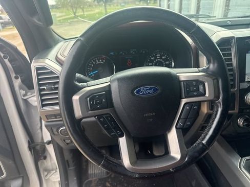 Used 2018 Ford F150 Platinum w/ Equipment Group 701A Luxury AWD/4WD image 13