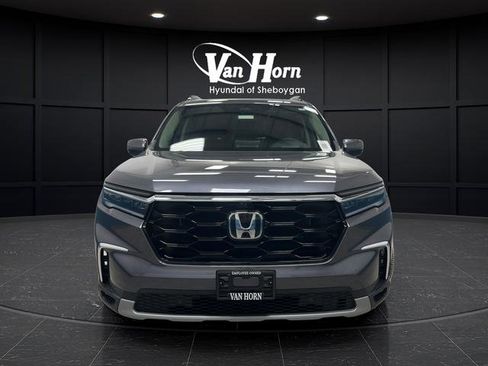 Used 2023 Honda Pilot Elite image 8