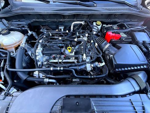 Used 2022 Ford Escape SE w/ SE Sport Appearance Package image 31