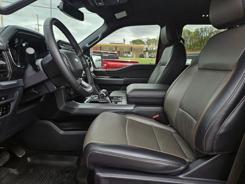 Used 2025 Ford F150 Lariat w/ Equipment Group 501A Mid image 11