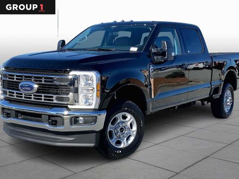 Used 2026 Ford F250 XLT w/ FX4 Off-Road Package image 1
